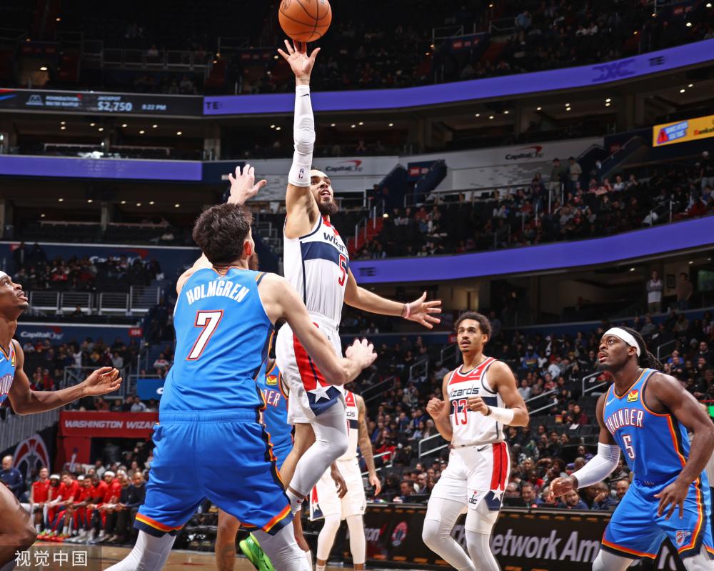 更是对社会 更是对社会