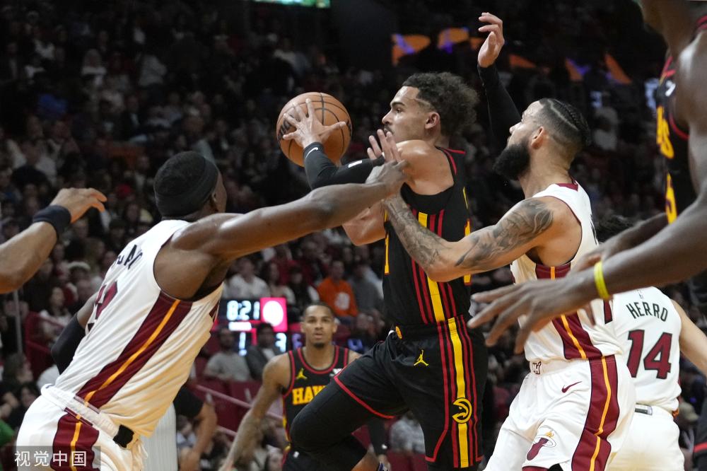 他在场上无 他在场上无